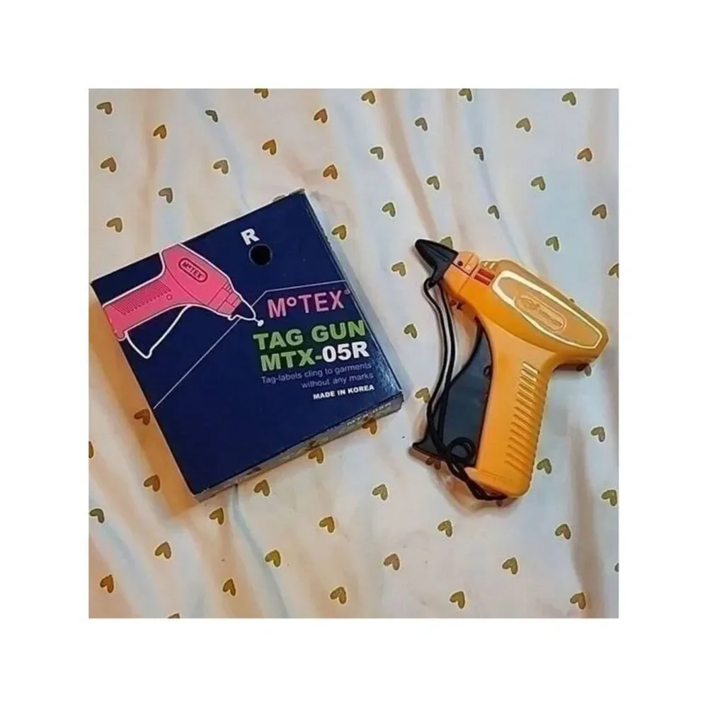 Clothing tag gun Brand New